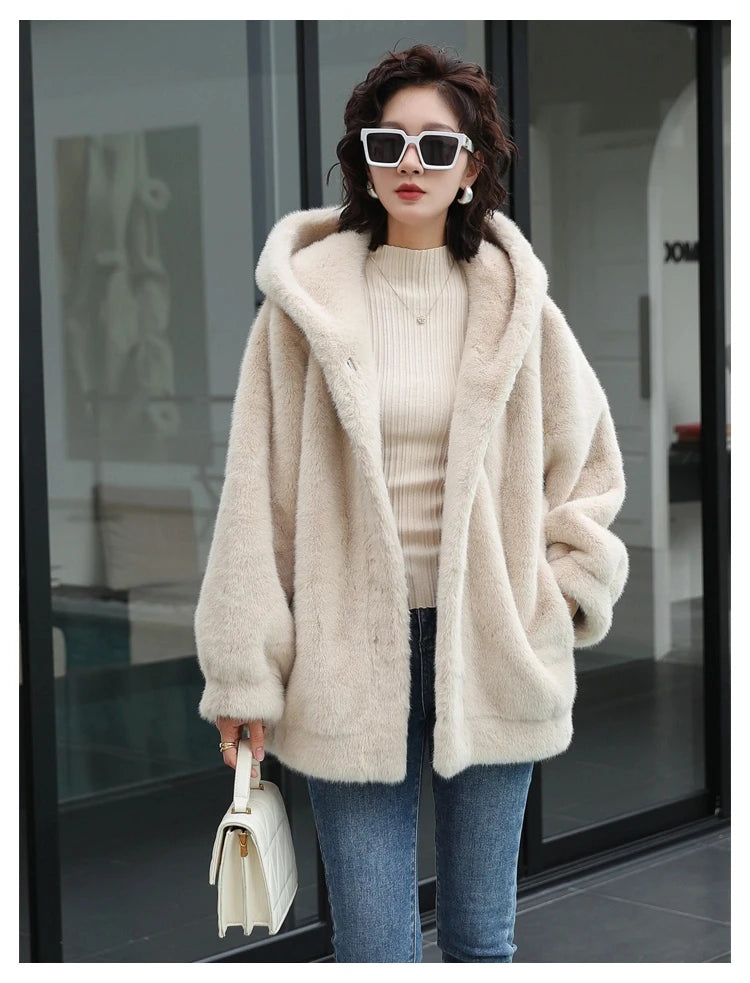 Women's 2025 New Turn-Down Collar Thickened Coats Hooded Artificial Fur Effect Temperament Elegant Warm Jackets Female